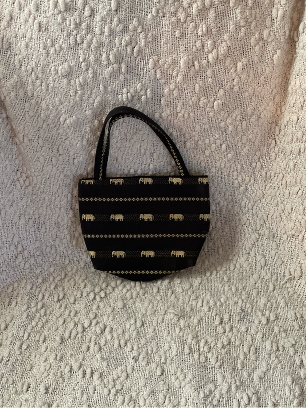 Black Elephant Pattern Tote Bag - Stylish Everyday Carry